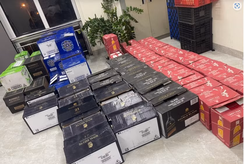 Số lượng rượu trên không có hóa đơn, chứng từ chứng minh nguồn gốc xuất xứ.