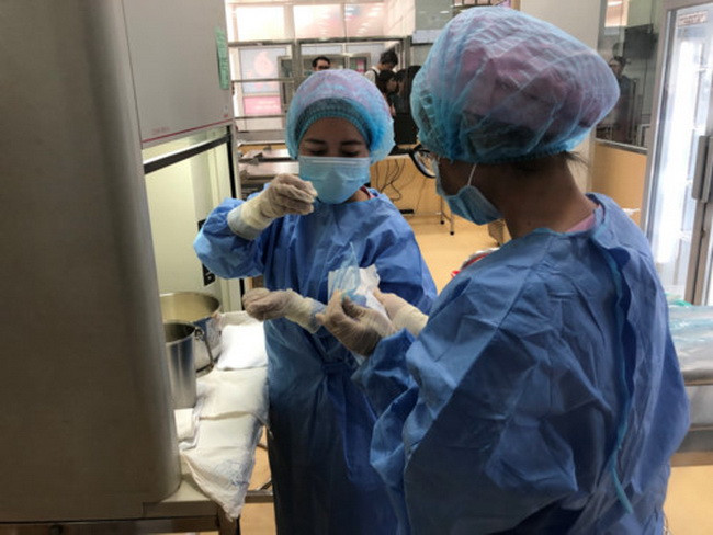 Khu tiếp nhận sữa và thanh trùng sữa tại Ngân hàng sữa mẹ (Ảnh: TL)