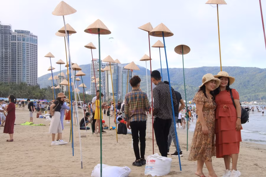 Nhiều hoạt động, sự kiện được tổ chức ở các bãi biển.