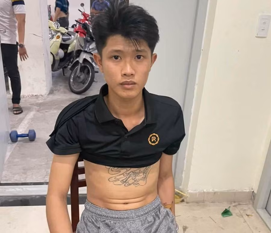 Đối tượng Phạm Minh Tân tại cơ quan công an. Ảnh: Công an. 