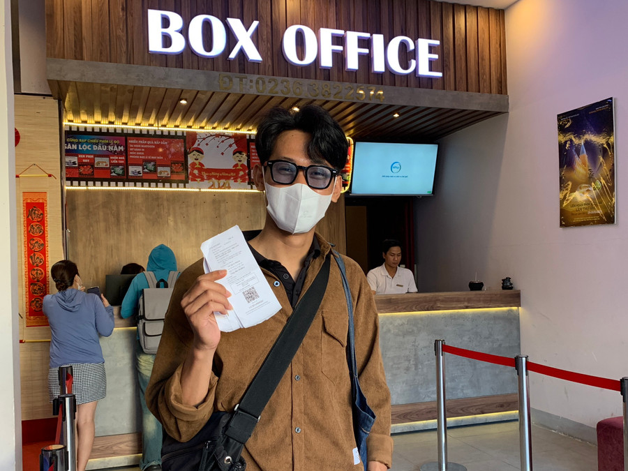 Bạn Lê Ngọc Bách Viên vừa xem xong bộ phim Đào, Phở và Piano”. Bạn Lê Ngọc Bách Viên vừa xem xong bộ phim Đào, Phở và Piano”.