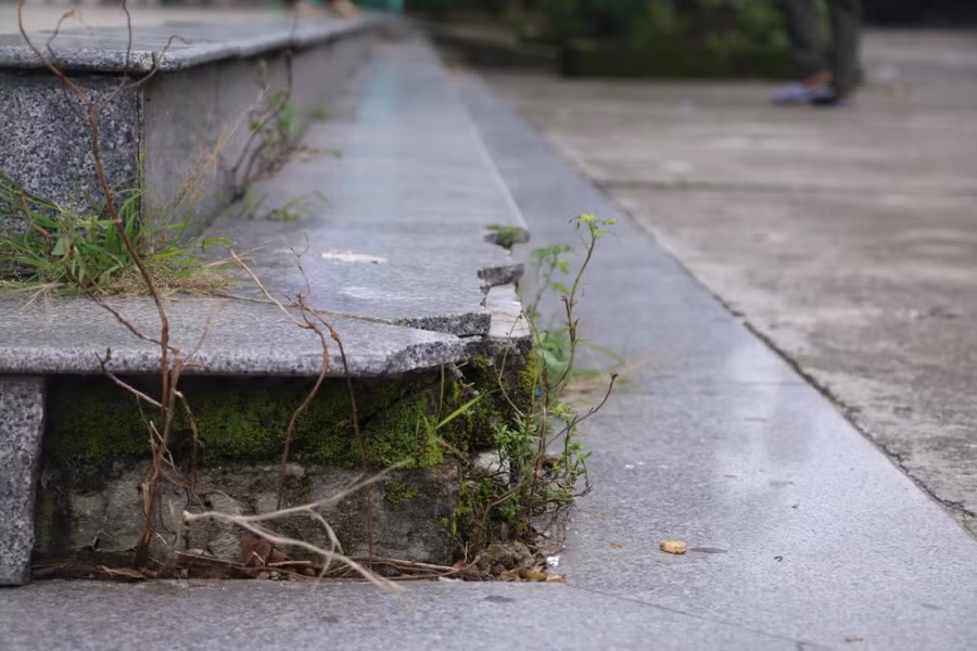 Trước tình trạng trên, lãnh đạo Trung tâm Y tế quận Ngũ Hành Sơn đã có tờ trình gửi Sở Y tế TP. Đà Nẵng xin kinh phí sửa chữa để nhận bệnh, duy trì hoạt động của bệnh viện trong thời gian tới.
