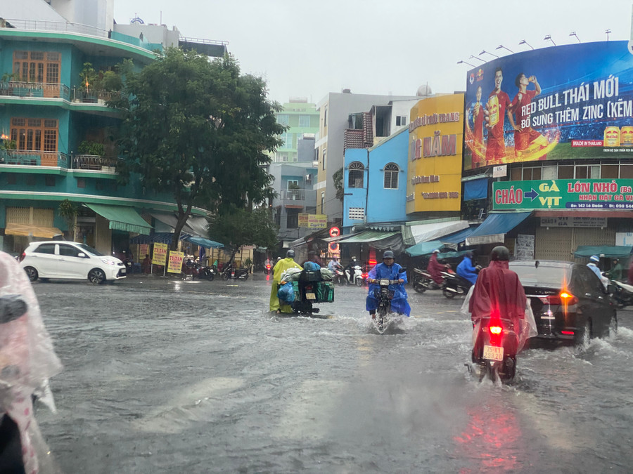 Đoạn ngã tư đường Lê Duẩn. (Ảnh: Hoàng Vinh)
