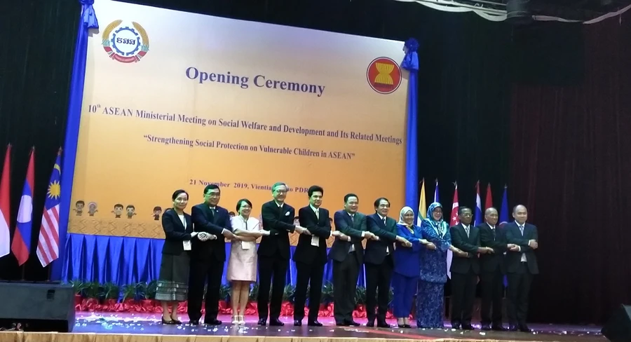 Các Bộ trưởng ASEAN tại hội nghị