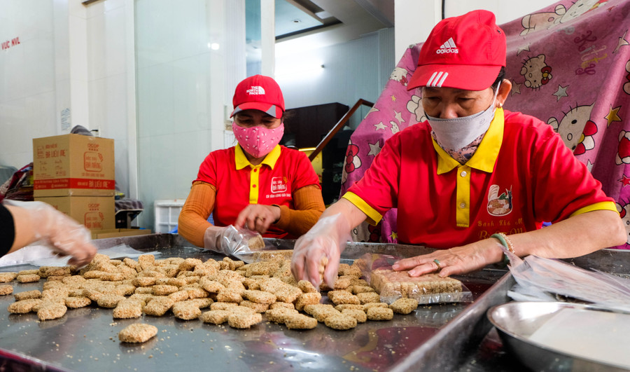 Bánh sau khi thành phẩm sắp xếp và đóng gói.