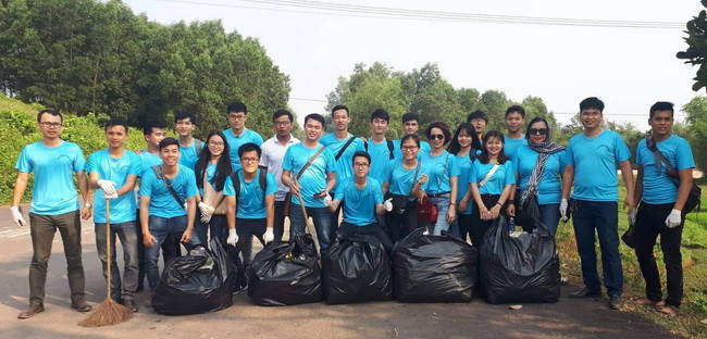 Sau hơn 4 tháng phát động, phong trào "Ngày chủ nhật xanh " đã huy động được sự tham gia rộng rãi của đông đảo người dân cùng các bạn trẻ. Sau hơn 4 tháng phát động, phong trào "Ngày chủ nhật xanh " đã huy động được sự tham gia rộng rãi của đông đảo người dân cùng các bạn trẻ.