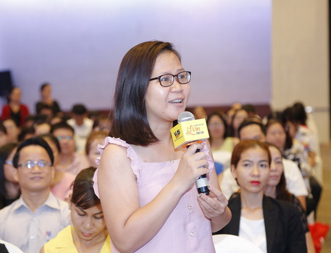 Phụ huynh cùng trao đổi với các chuyên gia về phương pháp giáo dục con, một cách hợp lý nhất, yêu thương nhất mà không gây áp lực cho cả hai phía. Phụ huynh cùng trao đổi với các chuyên gia về phương pháp giáo dục con, một cách hợp lý nhất, yêu thương nhất mà không gây áp lực cho cả hai phía.