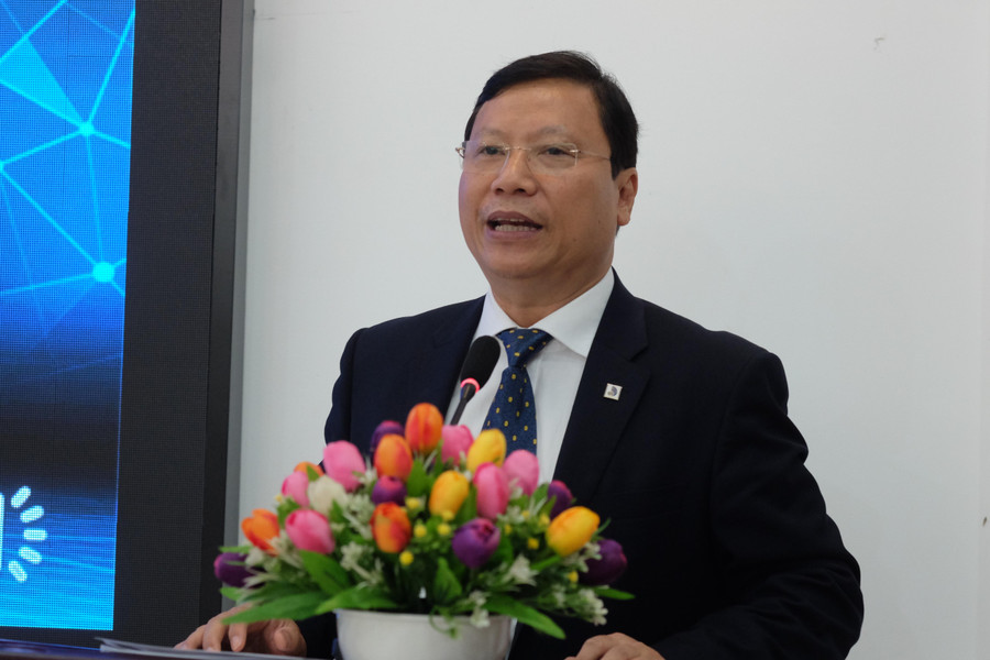 PGS.TS Lê Quang Sơn - Phó Giám đốc Đại học Đà Nẵng, Phó Chủ tịch Hiệp hội các trường Đại học, Cao đẳng Việt Nam, phát biểu tại Tọa đàm. PGS.TS Lê Quang Sơn - Phó Giám đốc Đại học Đà Nẵng, Phó Chủ tịch Hiệp hội các trường Đại học, Cao đẳng Việt Nam, phát biểu tại Tọa đàm.