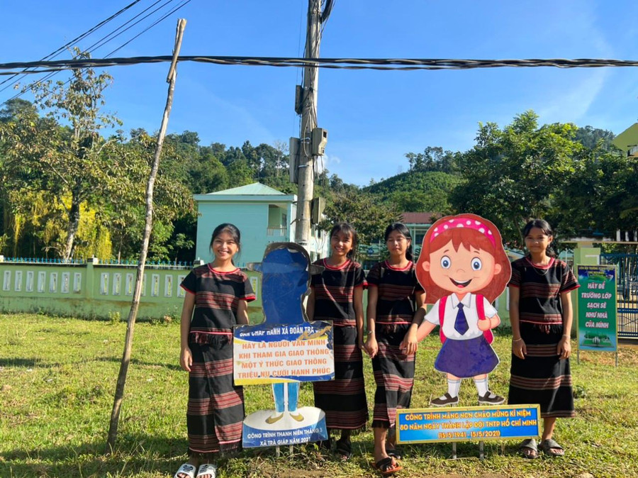 Vui tươi ngày đến trường.