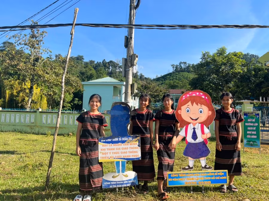 Vui tươi ngày đến trường.