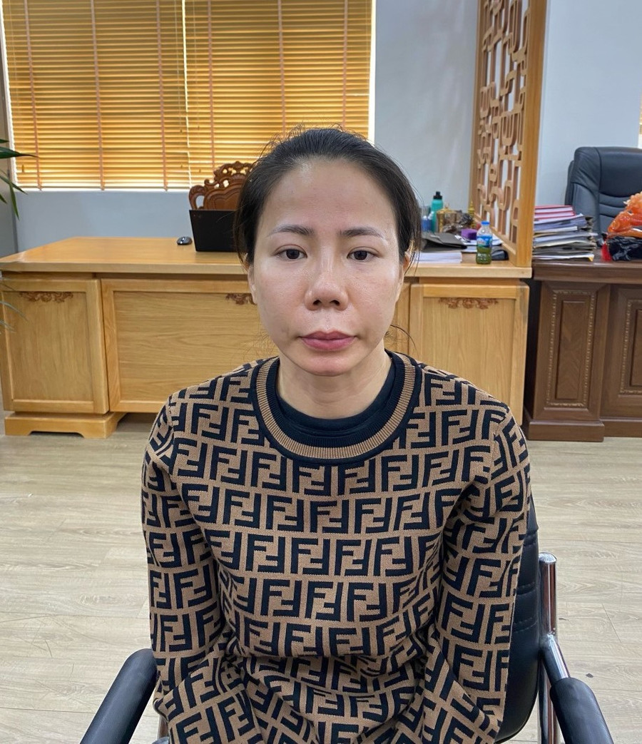 Ngân tại cơ quan công an. Ảnh: Công an Ngân tại cơ quan công an. Ảnh: Công an