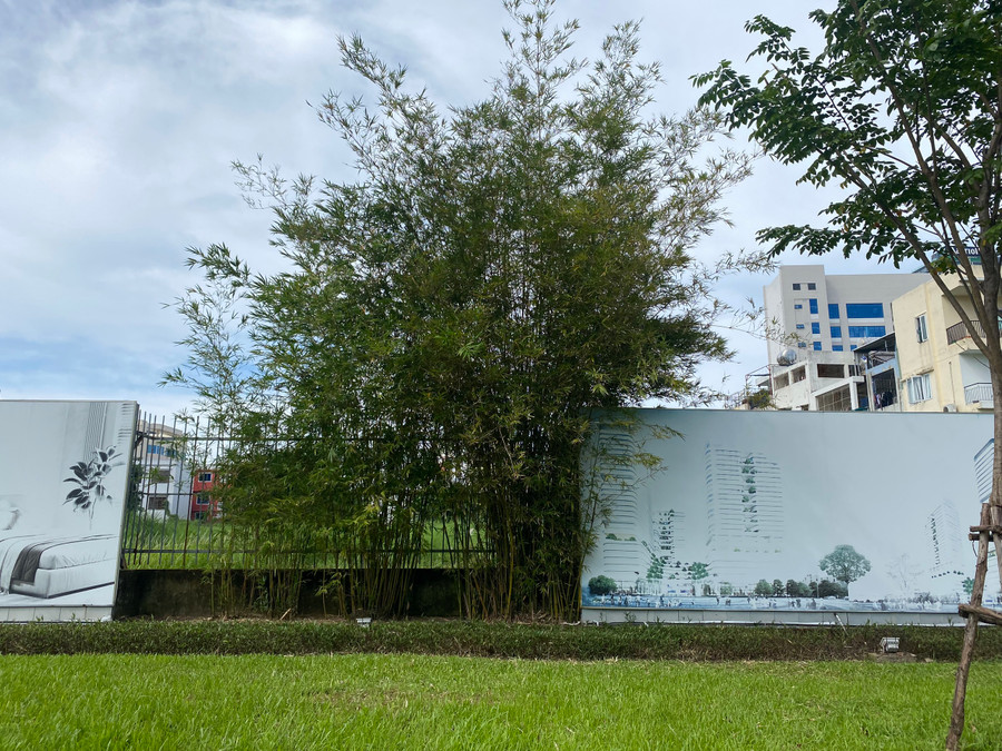 Năm 2020, dự án được chuyển nhượng cho Công ty TNHH MTV Kinh Bắc Đà Nẵng (nhà đầu tư mới) để triển khai dự án đầu tư khác. Tuy nhiên, gần 4 năm qua, dự án vẫn tiếp tục &quot;đắp chiếu&quot;.