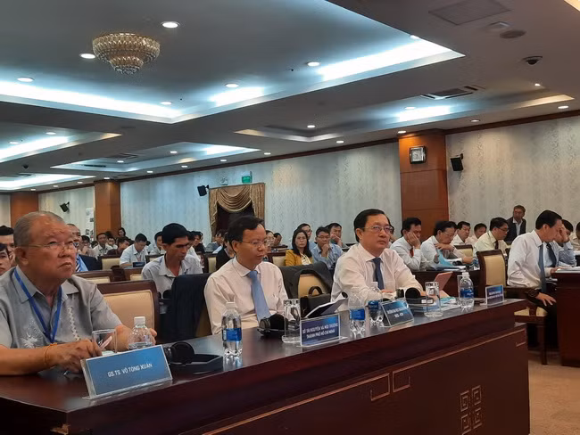 Quang cảnh hội thảo