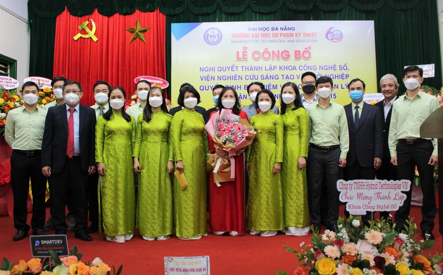 Đại học Sư phạm Kỹ thuật - ĐH Đà Nẵng thành lập Khoa Công nghệ số, Viện Nghiên cứu Sáng tạo và Khởi nghiệp.