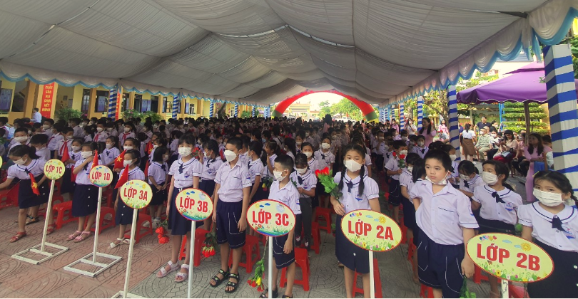 Thực hiện tốt chính sách này không chỉ bảo đảm cho các em được chăm sóc tốt sức khỏe ban đầu mà còn giảm được rủi ro khi chẳng may mắc những căn bệnh hiểm nghèo cần chi phí điều trị cao. Thực hiện tốt chính sách này không chỉ bảo đảm cho các em được chăm sóc tốt sức khỏe ban đầu mà còn giảm được rủi ro khi chẳng may mắc những căn bệnh hiểm nghèo cần chi phí điều trị cao.