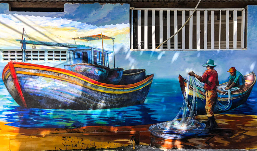 Lãnh đạo UBND quận Sơn Trà mong muốn và đề nghị bà con nhân dân cùng chung tay với chính quyền để giữ gìn đường tranh bích họa luôn sạch, đẹp, gọn gàng, ngăn nắp, thể hiện nếp sống văn hóa, văn minh đô thị, tạo nên một điểm đến thu hút đông đảo người dân và du khách. Lãnh đạo UBND quận Sơn Trà mong muốn và đề nghị bà con nhân dân cùng chung tay với chính quyền để giữ gìn đường tranh bích họa luôn sạch, đẹp, gọn gàng, ngăn nắp, thể hiện nếp sống văn hóa, văn minh đô thị, tạo nên một điểm đến thu hút đông đảo người dân và du khách.