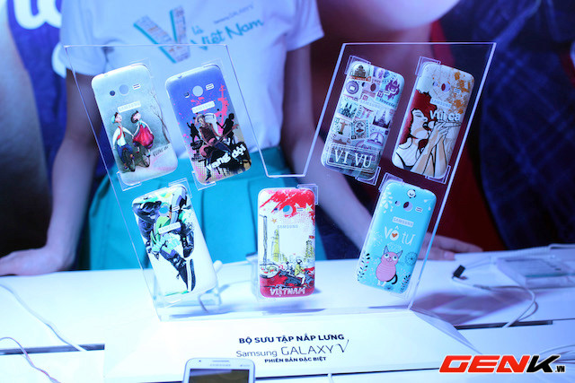 Samsung ra mắt Galaxy V dành riêng cho thị trường Việt Nam, giá 2,3 triệu đồng ảnh 1 Samsung ra mắt Galaxy V dành riêng cho thị trường Việt Nam, giá 2,3 triệu đồng