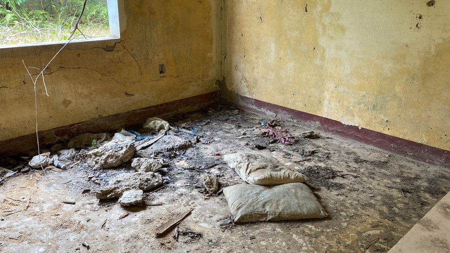 Huyện Hòa Vang xác định Trung tâm có diện tích đất lên đến 37.667m2, gồm 7 khu nhà. Nguyên giá trị tài sản là hơn 10,6 tỷ đồng. Tuy nhiên, giá trị còn lại là 0 đồng. Huyện Hòa Vang xác định Trung tâm có diện tích đất lên đến 37.667m2, gồm 7 khu nhà. Nguyên giá trị tài sản là hơn 10,6 tỷ đồng. Tuy nhiên, giá trị còn lại là 0 đồng.