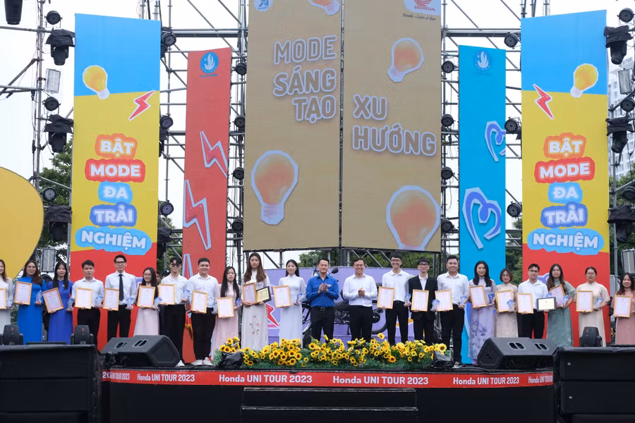 Đà Nẵng tuyên dương "Sinh viên 5 tốt".