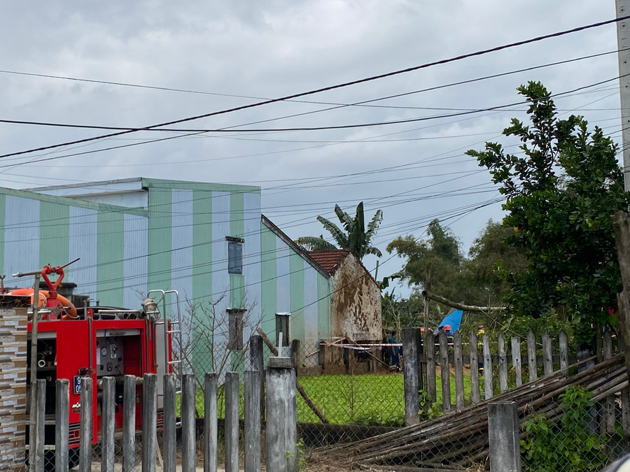 Nguyên nhân ban đầu do phi công cung cấp, khi đang huấn luyện thì máy bay mất kiểm soát, phi công nhảy dù xuống đất an toàn. Hiện sức khỏe phi công ổn định, đã được đưa về trạm Rada 41 phường Điện Nam Bắc nghỉ ngơi.