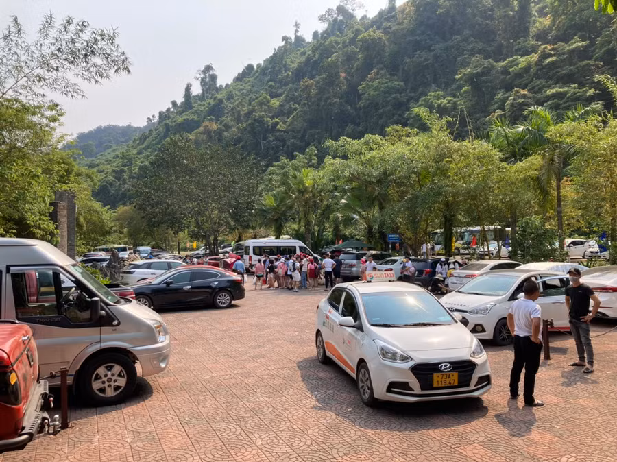 Dịp nghỉ lễ Giỗ Tổ Hùng Vương đúng vào dịp cuối tuần, nhiều du khách đã chọn Quảng Bình làm điểm đến.