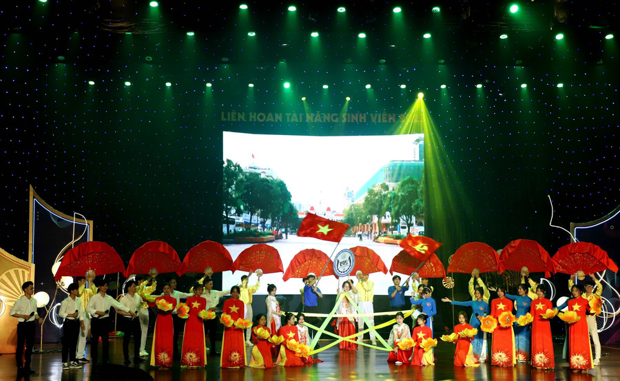 Các tiết mục được đầu tư công phu, kỹ lưỡng. Ảnh: Thanh Nhã. Các tiết mục được đầu tư công phu, kỹ lưỡng. Ảnh: Thanh Nhã.