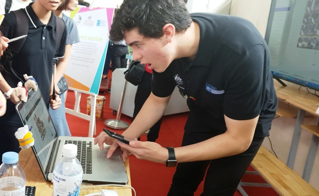 Cựu sinh viên Australia với nghề Thiết kế đồ họa Cựu sinh viên Australia với nghề Thiết kế đồ họa