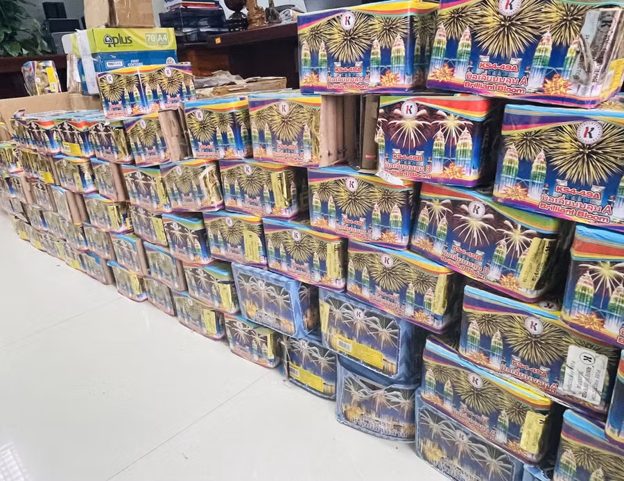 Công an tạm giữ số lượng gần 140kg pháo nổ. Ảnh: Công an Đà Nẵng