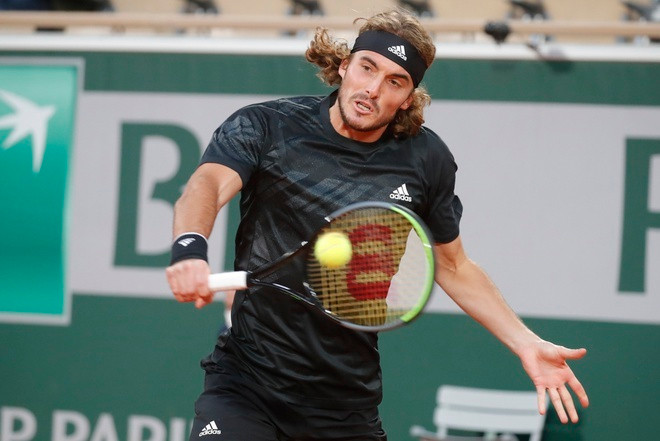 Tsitsipas không thể cản bước Nole Tsitsipas không thể cản bước Nole