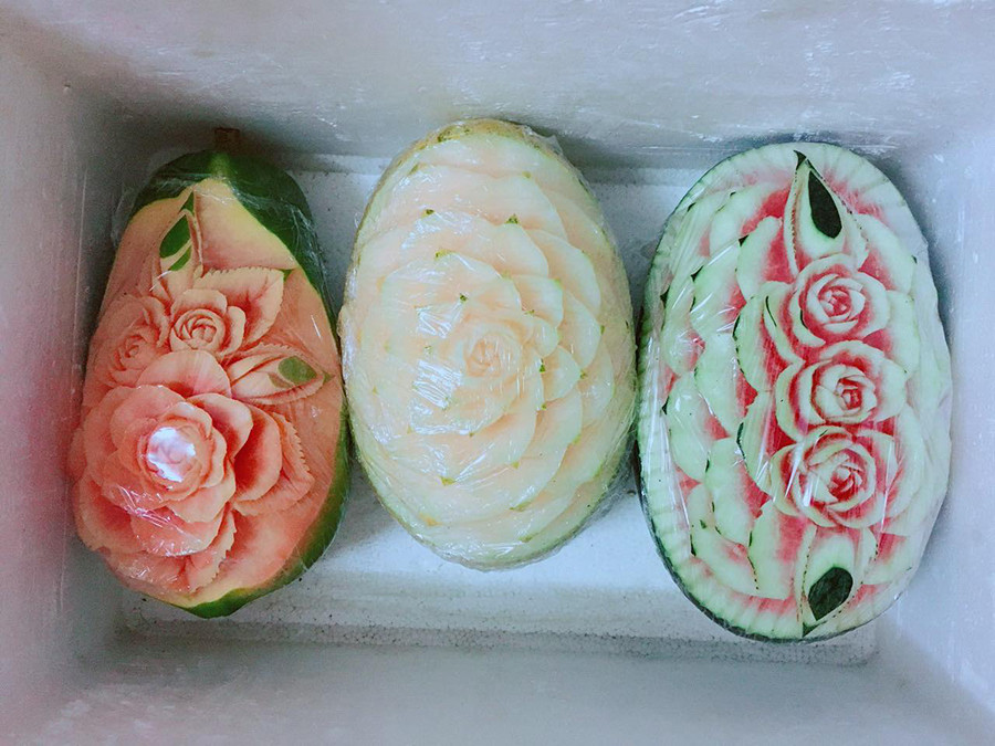 Nghề trang điểm cỗ Trung thu hút khách cận Rằm tháng Tám