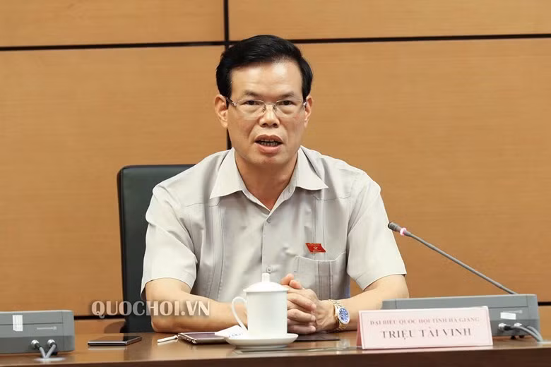 ĐBQH kiến nghị bảo vệ cán bộ dám nghĩ, dám làm, dám đổi mới