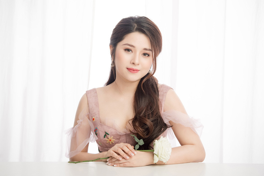 Nhiều khả năng, nếu không đáp ứng phác đồ điều trị hiện tại, MC Diệu Linh phải ghép tuỷ. Nhiều khả năng, nếu không đáp ứng phác đồ điều trị hiện tại, MC Diệu Linh phải ghép tuỷ.
