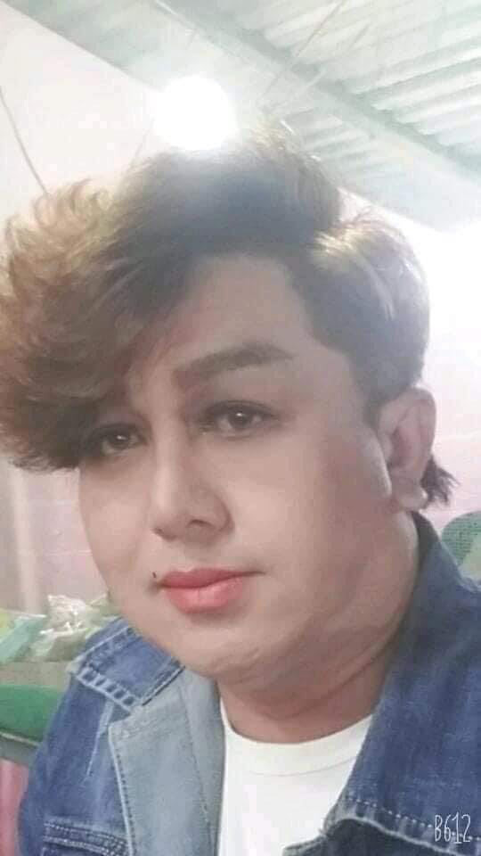 Ca sĩ Đỗ Hiếu. Ca sĩ Đỗ Hiếu qua đời ở tuổi 48 sau cơn đột quỵ