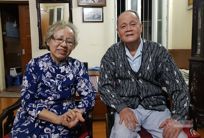 Vợ chồng ông Tiến, bà Chức trong căn nhà lưu dấu thời gian.