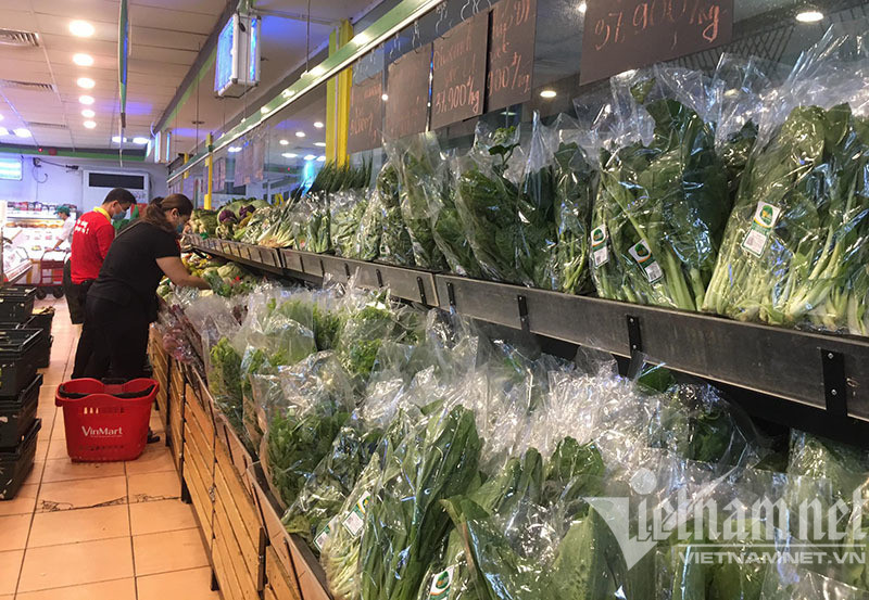 Nếu một số chợ, siêu thị phải đóng cửa, phải bố trí các điểm bán hàng, các phương thức bán hàng bổ sung, lưu động an toàn dịch bệnh thay thế (ảnh: BH) Corona ra chợ, F0 vào siêu thị: Xoay tính chuyện mua bán cho 10 triệu dân