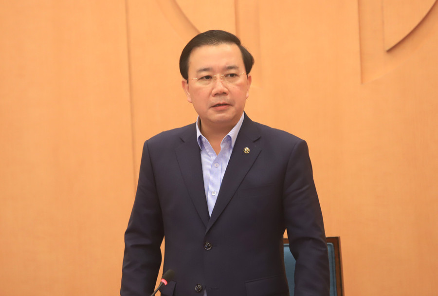 Phó Chủ tịch UBND Hà Nội phát biểu tại cuộc họp. Một số nơi ở Hà Nội xin bỏ phong tỏa diện rộng