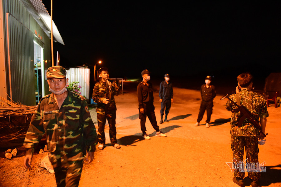 Thời gian gần đây, nhiều người nhập cảnh trái phép vào Việt Nam qua biên giới Hà Tiên