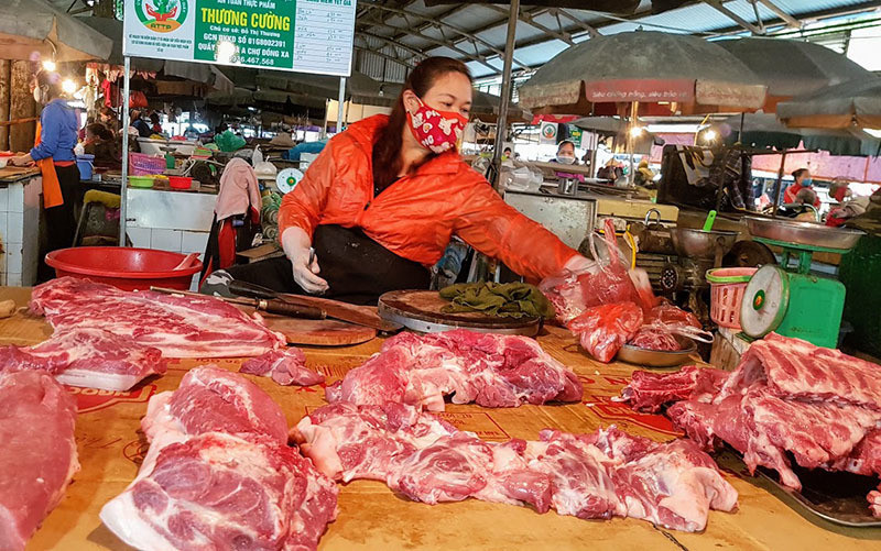 Thúc đẩy tái đàn là biện pháp mấu chốt để cân bằng cung cầu, đưa thịt lợn về mức giá hợp lý. Thúc đẩy tái đàn là biện pháp mấu chốt để cân bằng cung cầu, đưa thịt lợn về mức giá hợp lý.