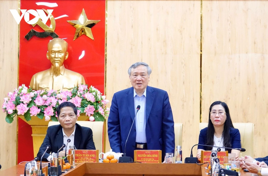 Ông Nguyễn Hòa Bình và ông Trần Tuấn Anh thăm, chúc Tết Đảng bộ và nhân dân tỉnh Quảng Ngãi Lãnh đạo Đảng, Nhà nước chúc Tết nhân dân, đồng bào các tỉnh, thành