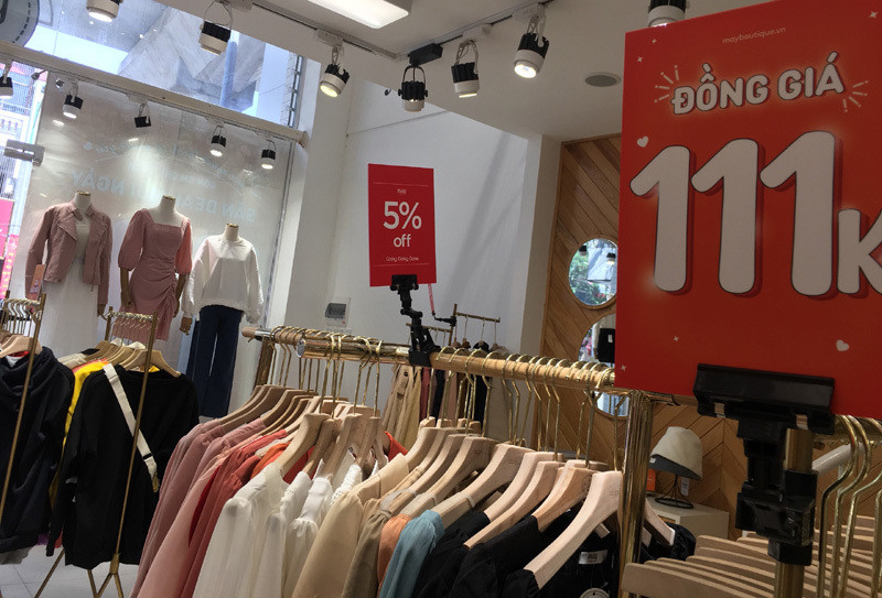 Hay cửa hàng này giảm còn 111.000 đồng/sản phẩm