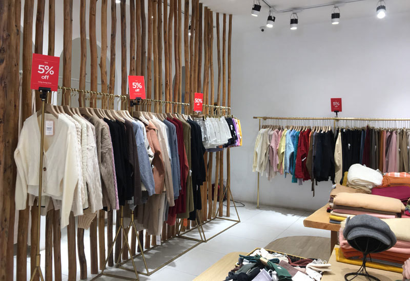 Một số thương hiệu thời trang lớn thì mới giảm giá "nhỏ giọt" ở mức 5%