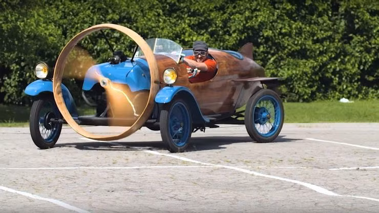 10 mẫu ô tô lập dị nhất từng được sản xuất