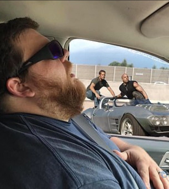 Cười ngất với ảnh chế vợ chơi khăm chồng