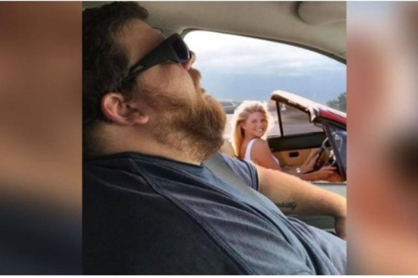 Cười ngất với ảnh chế vợ chơi khăm chồng