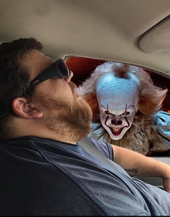 Cười ngất với ảnh chế vợ chơi khăm chồng