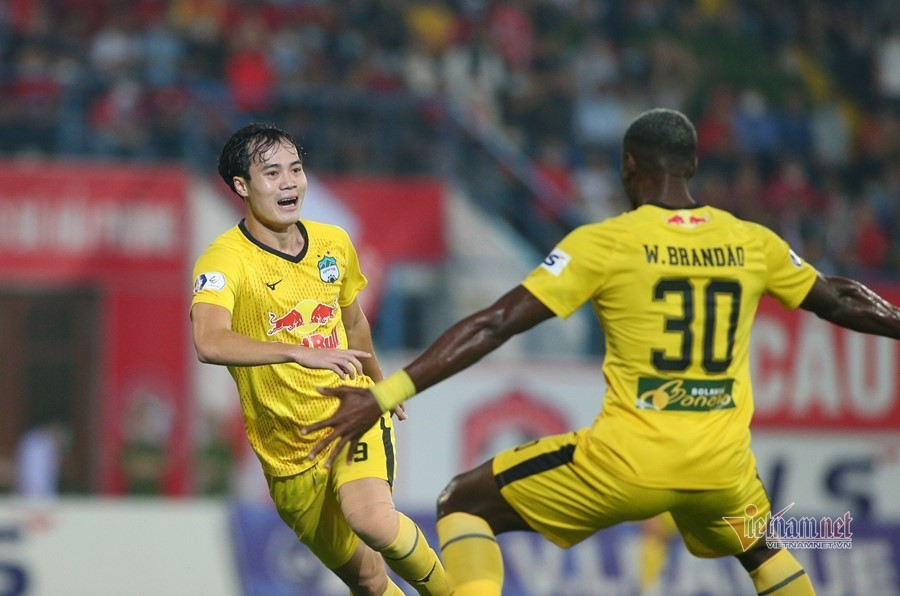 Tuyển Việt Nam: Bất ngờ với cái tên 