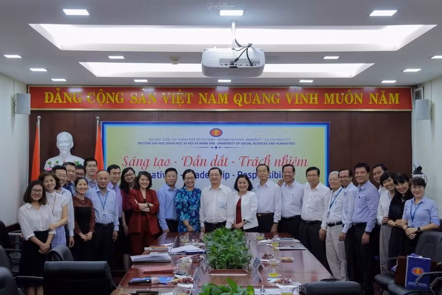 Các thành viên Hội Đồng trường ĐH KHXH&amp;NV TP.HCM nhiệm kỳ 2020-2025