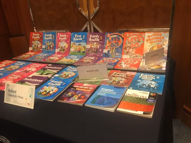 Nhiều sách tiếng Anh cũng bị làm giả