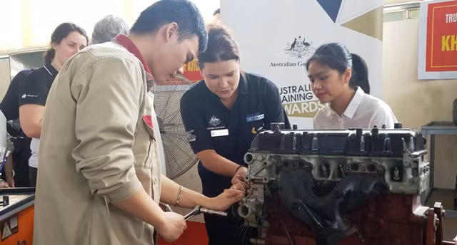 Đào tạo thực hành giúp học viên thành thạo kỹ năng nghề