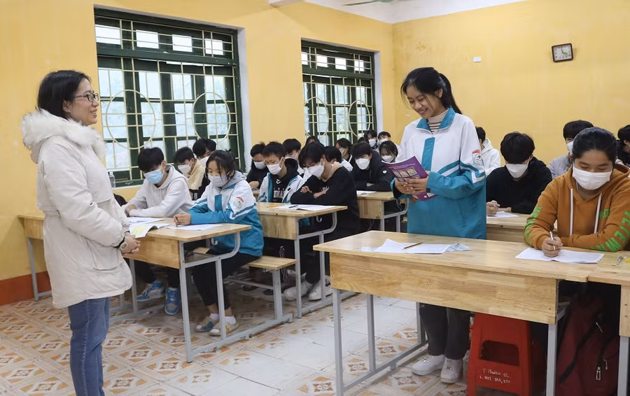 Vi luôn tự tin, tập trung nỗ lực trong mỗi giờ học tiếng Anh